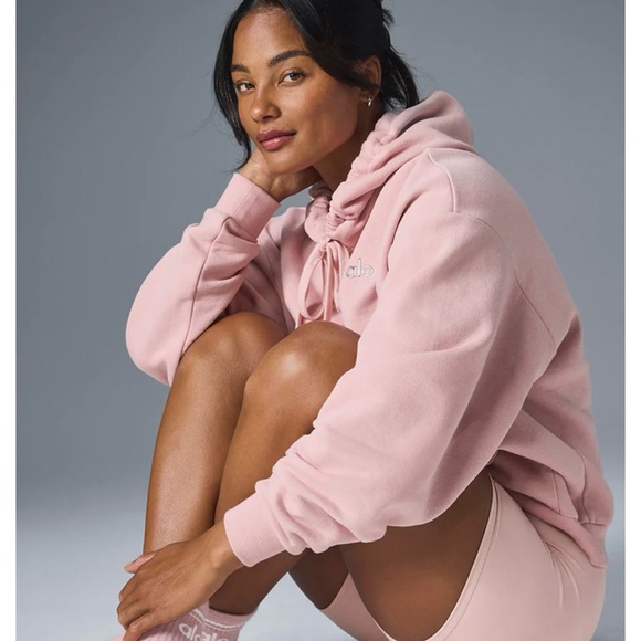 Alo Accolade Hoodie NWT Ballet Pink - Picture 2 of 5